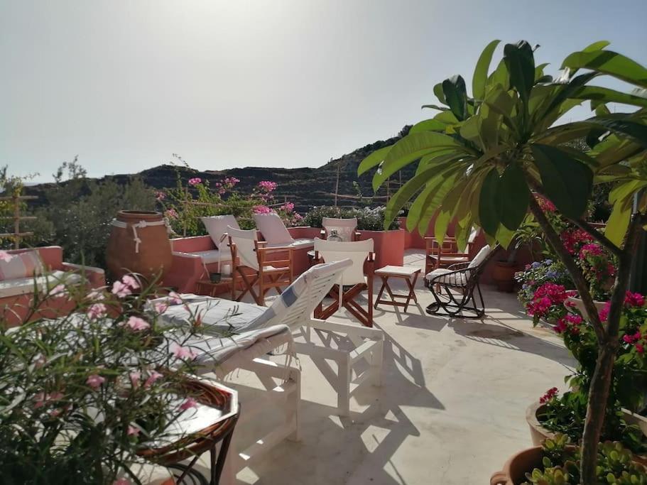Villa Casa Dei Melograni At Vourlidia Leros Vromolithos Exterior foto
